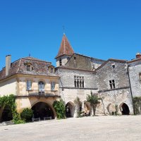 Monpazier, une bastide en Dordogne.